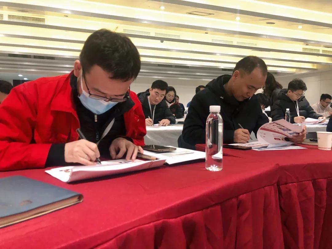 AG旗舰厅2020年度评优工作顺利举行！