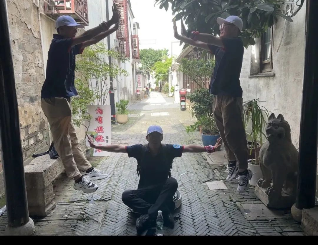 我们一起奔赴山海，领跑未来！