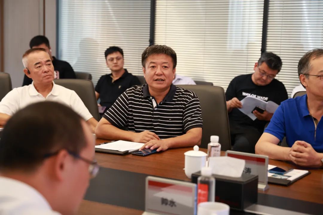 中国科学院院士、哈尔滨工业大学校长韩杰才一行莅临AG旗舰厅考察指导